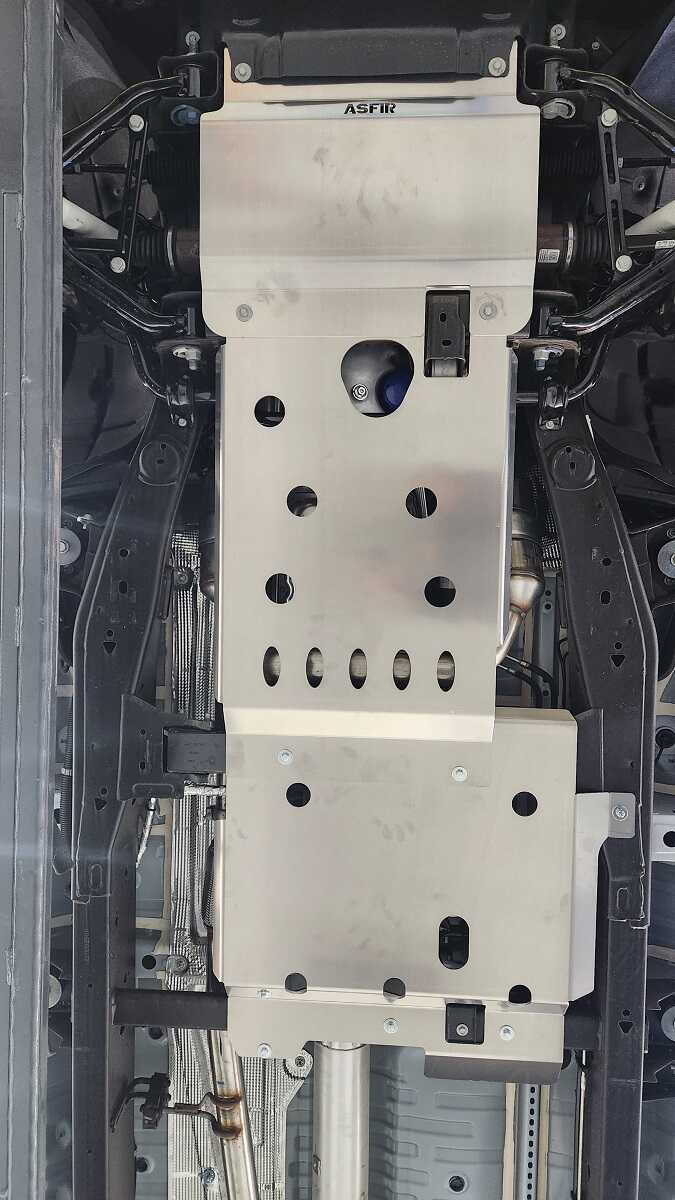 Silverado & Sierra 1500 Transmission Skid Plate | Crew Cab