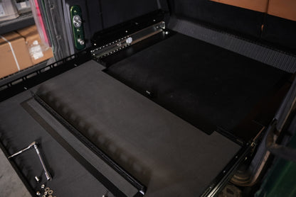Slide Floor 2.0 - Bronco