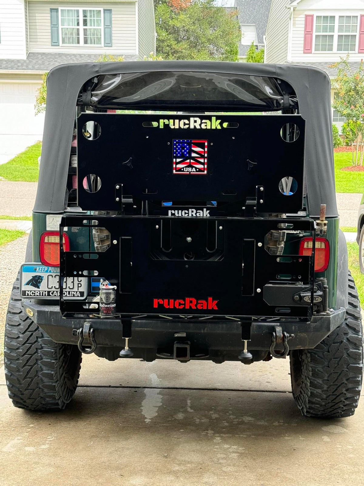 Jeep Wrangler TJ (1987-2006) Cargo Carrier, Bike Rack & Tailgate Table | rucRak GRUNT
